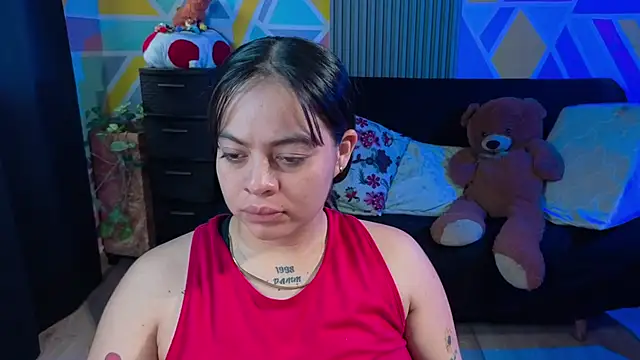 Snapshot of Cuttiealice chatting on 09/16/25, 12:50 Cuttiealice online show from 09/16/25, 12:50