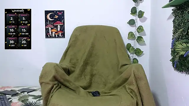 Dany milk online show from 02/24/26, 01:14