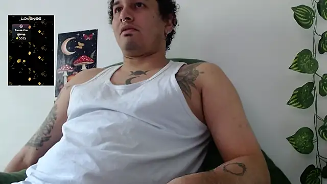 Dany milk online show from 05/26/26, 04:25