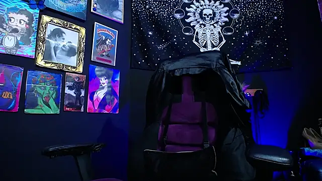 Yourmadame P online show from 12/27/24, 12:39