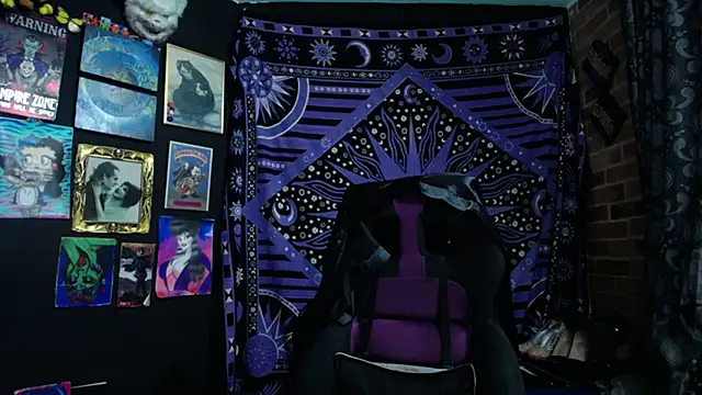 Yourmadame P online show from 09/24/25, 10:57