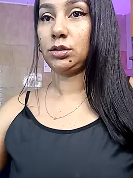 Snapshot of Leticia_goddes chatting on 03/12/25, 11:31 Leticia goddes online show from 03/12/25, 11:31