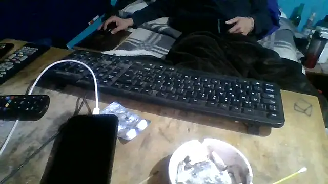 Snapshot of malekon76 chatting on 05/29/26, 02:48 malekon76 online show from 05/29/26, 02:48