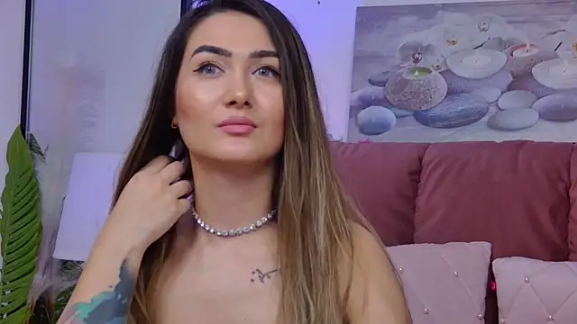 NicolLopeze online show from 01/31/25, 10:52