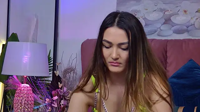 NicolLopeze online show from 02/11/25, 10:59