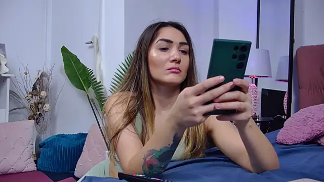 NicolLopeze online show from 02/23/25, 07:07