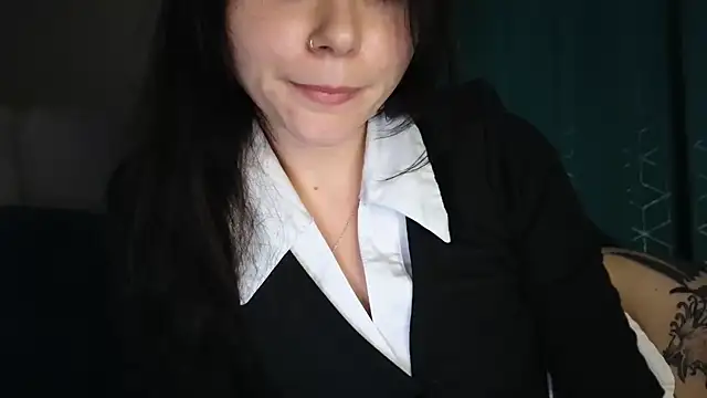 Snapshot of Durghetta chatting on 10/10/25, 10:53 Durghetta online show from 10/10/25, 10:53