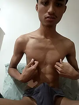 Snapshot of Hunter_Hault chatting on 09/30/25, 05:29 Hunter Hault online show from 09/30/25, 05:29