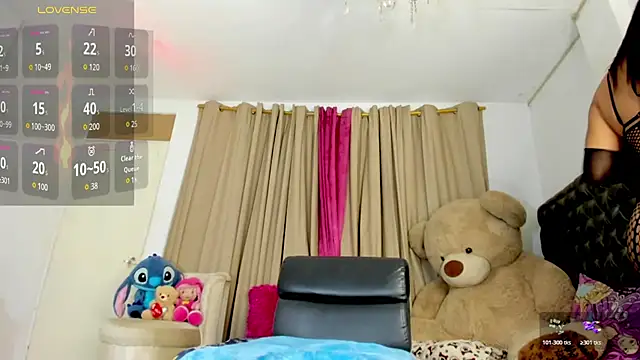 Samra Naugthy online show from 02/12/26, 10:16