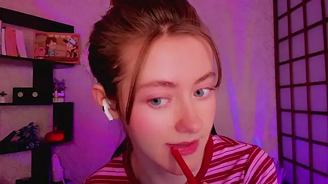 KateCuddle online show from 12/13/24, 02:10