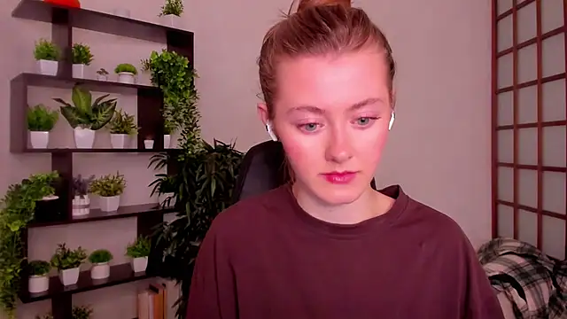 KateCuddle online show from 10/01/25, 02:50