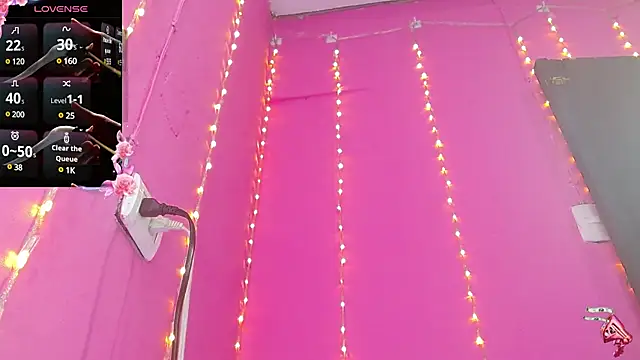 Snapshot of alaiia_rosse chatting on 03/09/25, 03:49 alaiia rosse online show from 03/09/25, 03:49