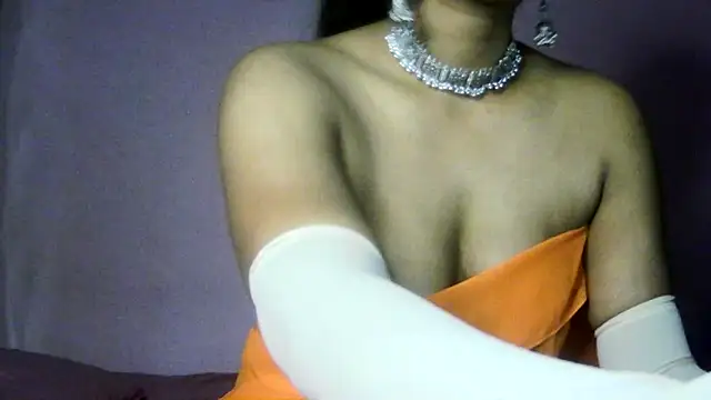Snapshot of DAKSHA04 chatting on 06/04/26, 12:00 DAKSHA04 online show from 06/04/26, 12:00