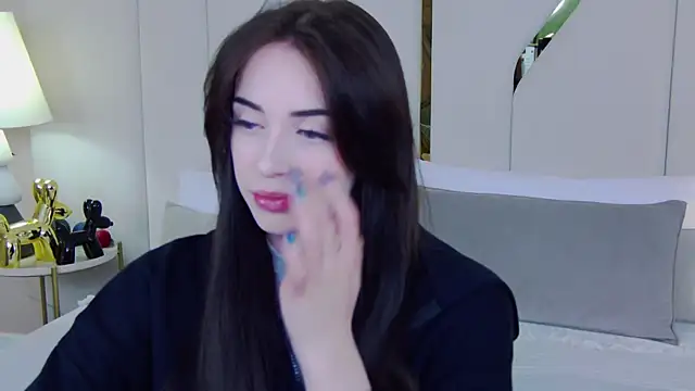 Betty Bridge online show from 03/05/26, 05:14