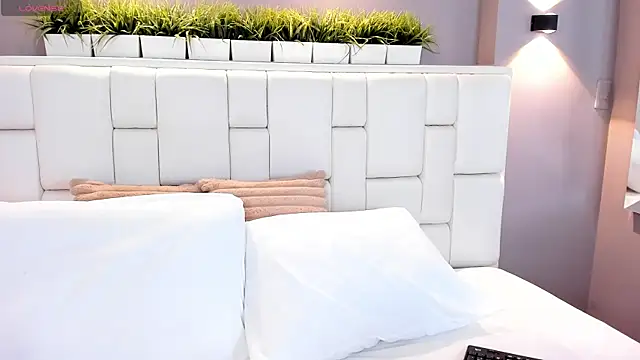 Snapshot of ValeriaGarcia chatting on 02/28/25, 12:31 ValeriaGarcia online show from 02/28/25, 12:31