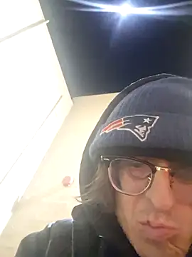 shaved online show from 12/04/25, 06:34