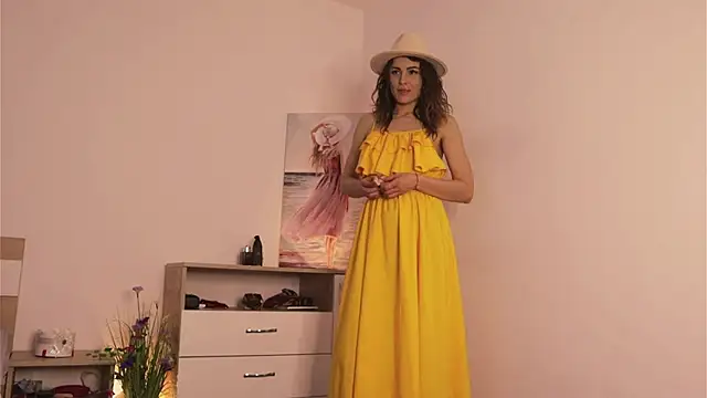 Snapshot of Misslullu chatting on 03/06/25, 10:52 Misslullu online show from 03/06/25, 10:52