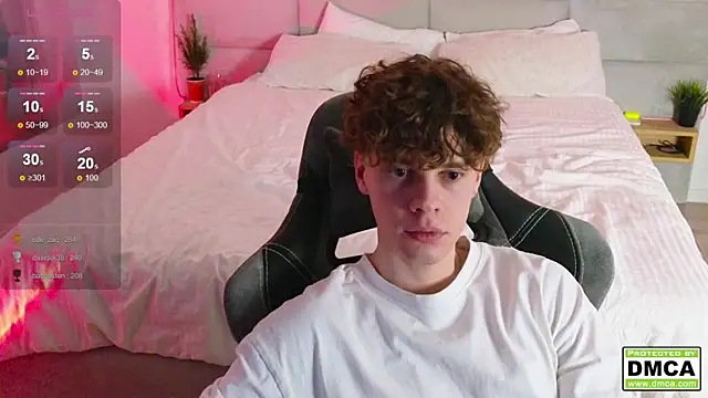 Snapshot of cute_thomas chatting on 02/04/25, 02:17 cute thomas online show from 02/04/25, 02:17