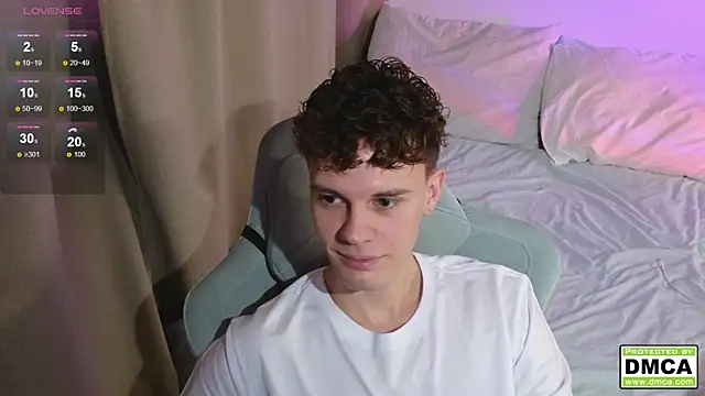 cute thomas online show from 12/18/25, 04:24