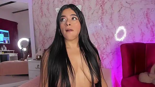 SophiieWilson  online show from 10/14/25, 03:40