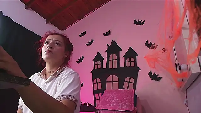 celeste sea online show from 10/22/25, 07:13