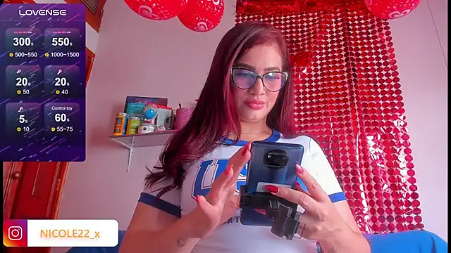 Snapshot of Nicole_x chatting on 02/23/25, 02:04 Nicole x online show from 02/23/25, 02:04