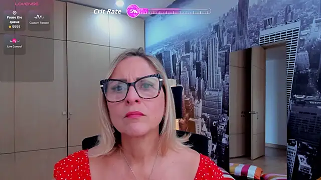 Snapshot of jane_turner chatting on 06/05/26, 01:17 jane turner online show from 06/05/26, 01:17