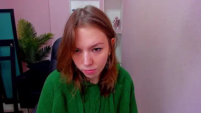 Persephoni online show from 12/16/25, 04:56