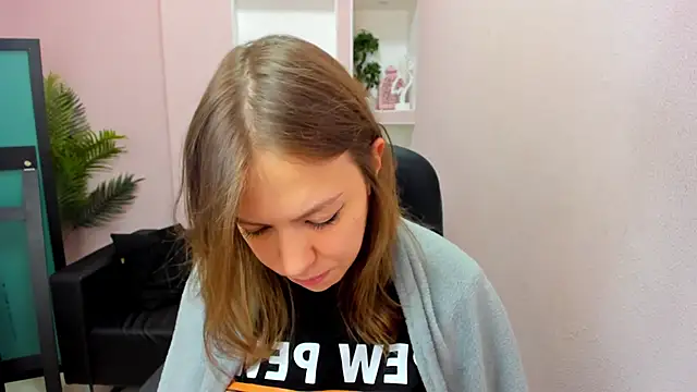 Persephoni online show from 01/17/26, 04:54