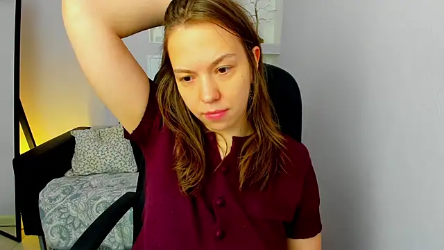 Persephoni online show from 04/24/26, 10:39