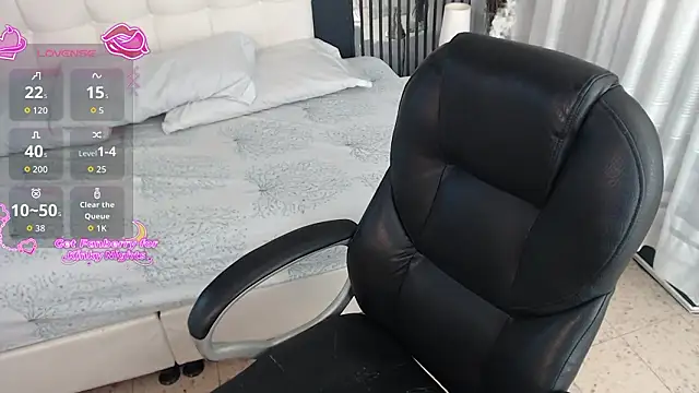 LiaVillalobos online show from 02/19/26, 12:12