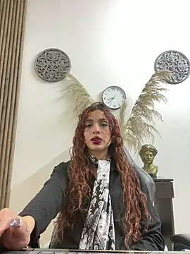 LiaVillalobos online show from 04/21/26, 01:39