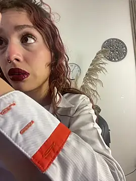 LiaVillalobos online show from 04/22/26, 02:07