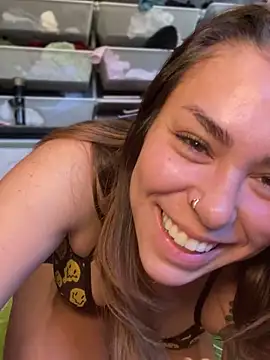 LeaGambit   online show from 12/12/24, 09:48