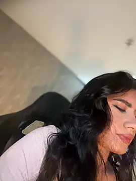 clarachanelricek online show from 12/11/24, 10:06