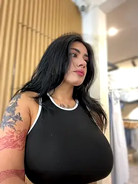 clarachanelricek online show from 10/21/25, 07:14