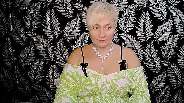 Olivia playful online show from 12/08/24, 05:01