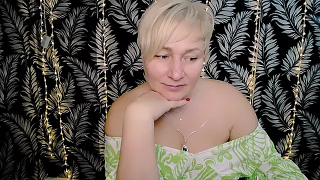 Olivia playful online show from 03/10/25, 03:30