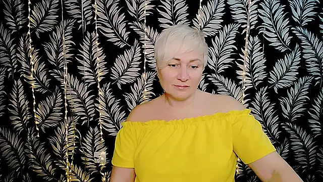 Olivia playful online show from 02/08/26, 12:30