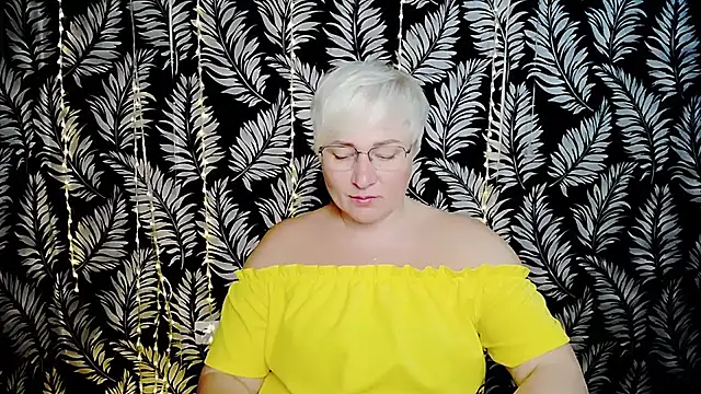 Olivia playful online show from 06/26/26, 10:30
