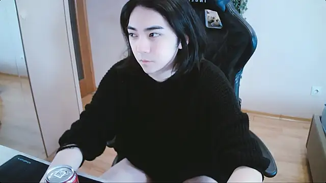 Snapshot of Judame_Aoi chatting on 01/12/25, 09:19 Judame Aoi online show from 01/12/25, 09:19