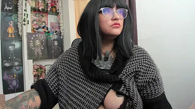 Snapshot of _Ali_Brinck_ chatting on 03/10/25, 02:59 Ali Brinck online show from 03/10/25, 02:59