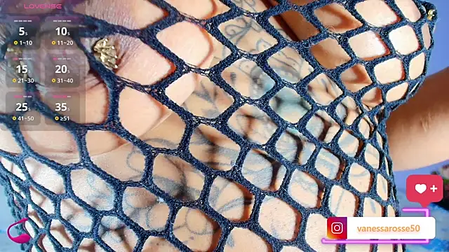 Snapshot of Julieth_Rossi chatting on 10/01/25, 11:11 Julieth Rossi online show from 10/01/25, 11:11