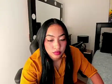 brunetenikole02 online show from 02/16/25, 12:19