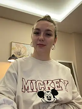 Janeee online show from 12/18/24, 05:15