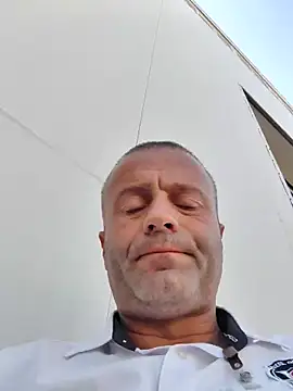 Snapshot of muscularsexy chatting on 09/11/25, 08:47 muscularsexy online show from 09/11/25, 08:47