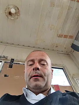 Snapshot of muscularsexy chatting on 09/23/25, 04:59 muscularsexy online show from 09/23/25, 04:59