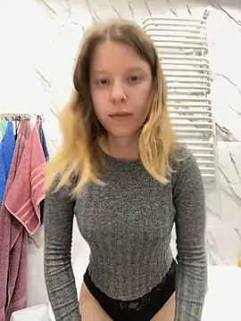 kimczii online show from 04/23/26, 05:59