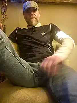 eddouxxx78 online show from 03/13/26, 04:02