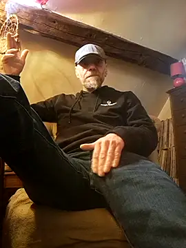 eddouxxx78 online show from 04/21/26, 07:58